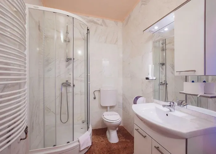 I Sobe Dinko Starigrad Paklenica