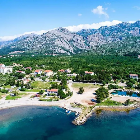 I Sobe Dinko Apartment Starigrad Paklenica